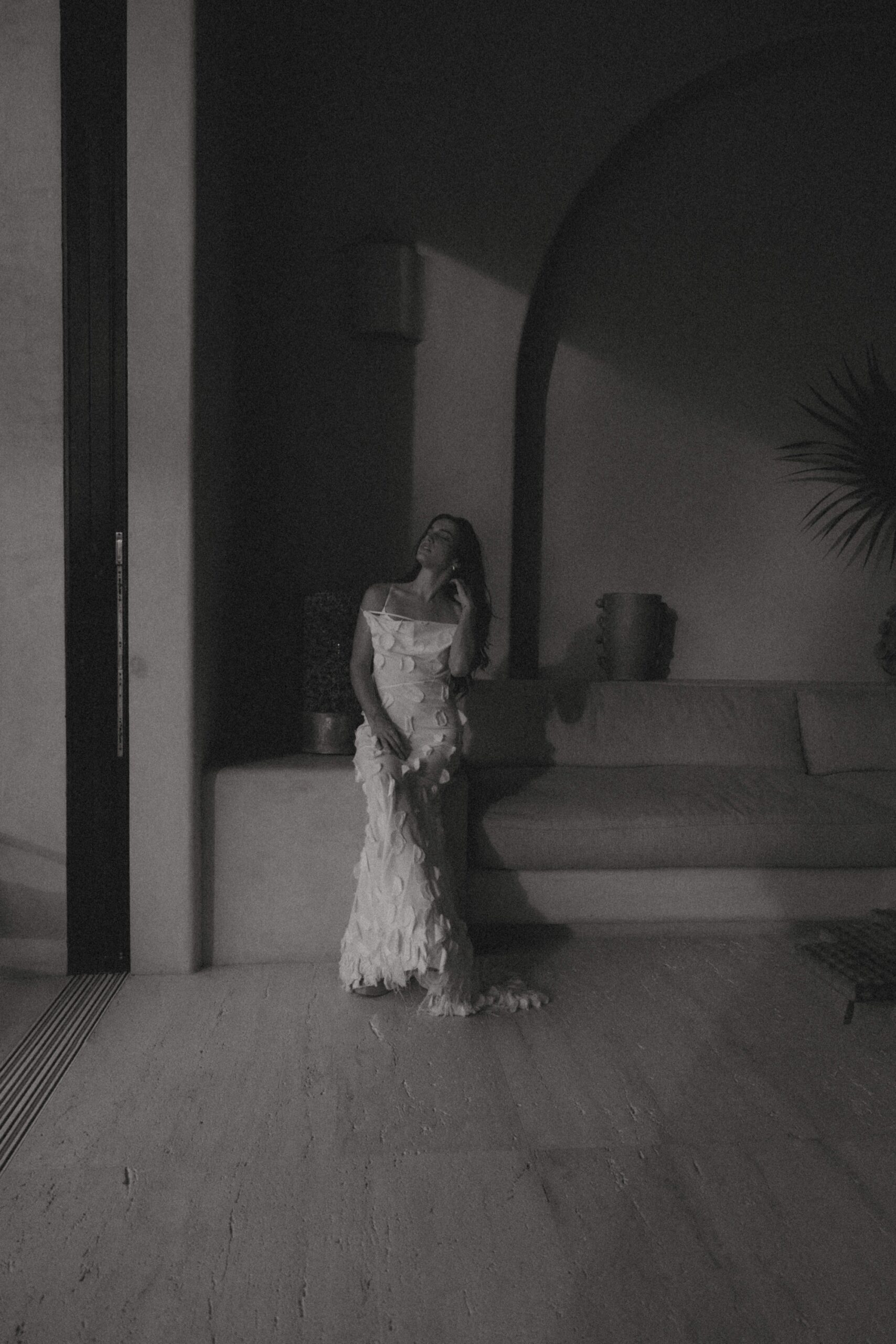 black and white bridal portraits