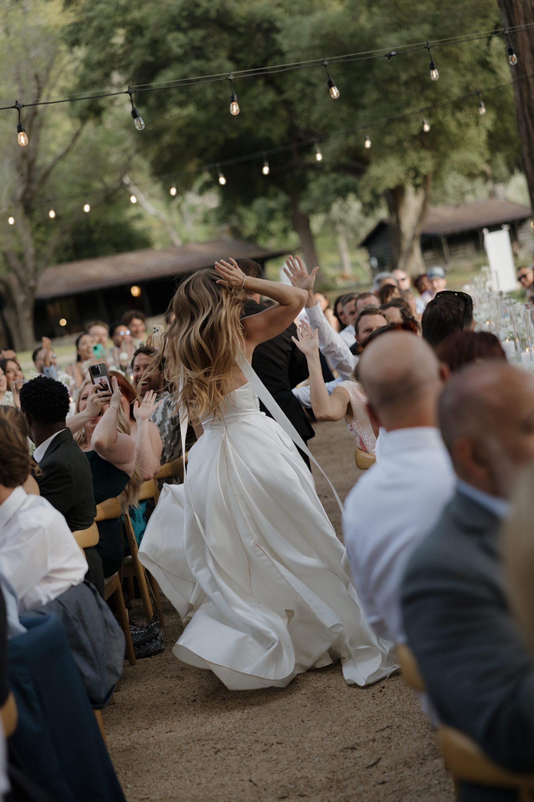 candid wedding photos