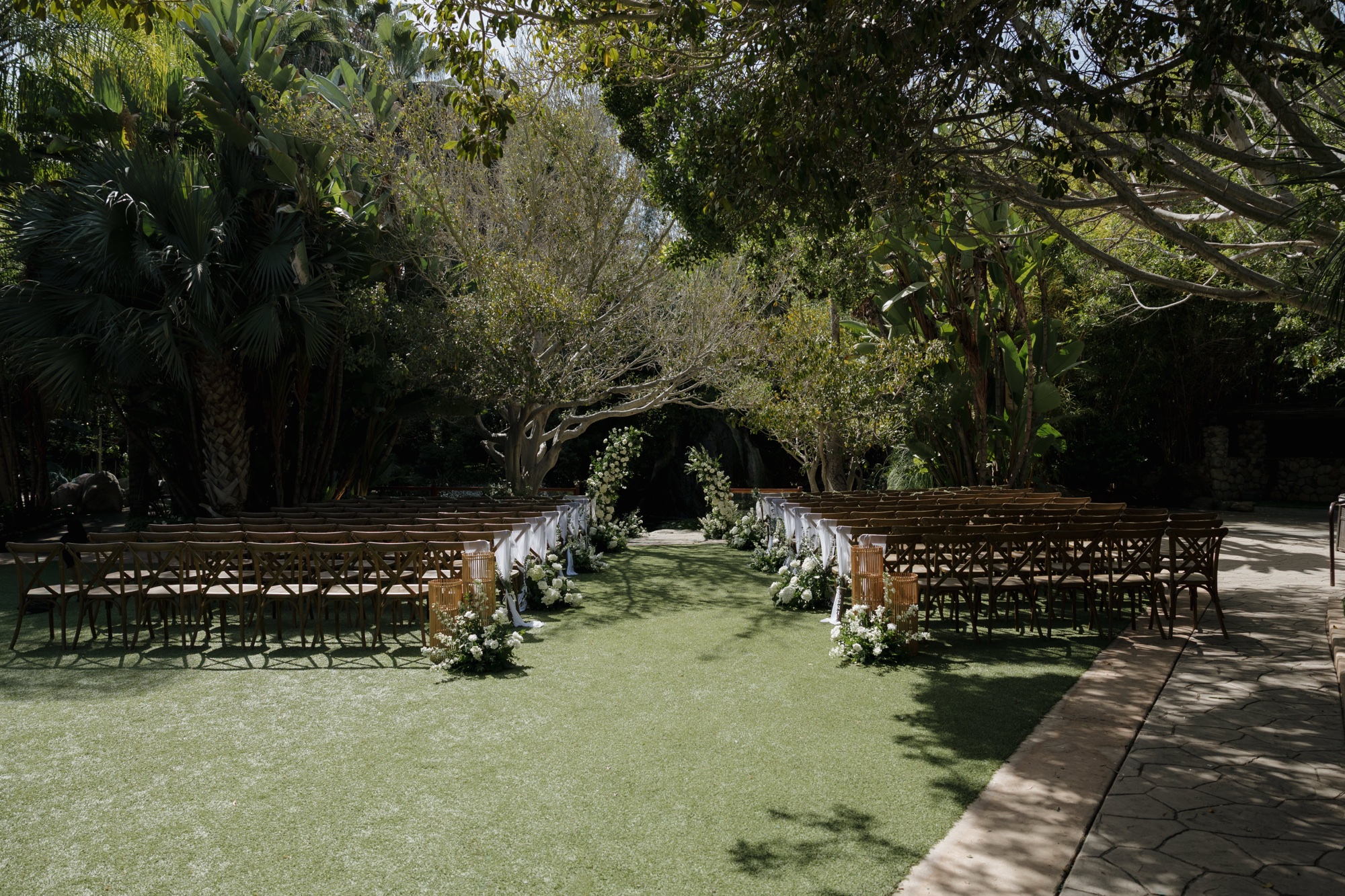 intimate Botanica Oceanside wedding